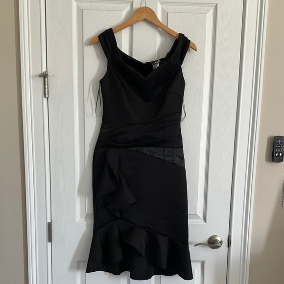 VENUS Black Ruffled Sheath Midi Dress - Picture 1 of 12